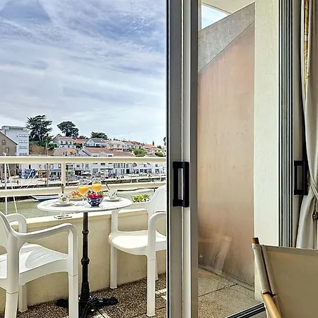 Les Terrasses De By Interhome *